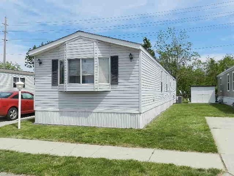 1934 Bluffstone Court, Grove City, OH 43123 Photo 2