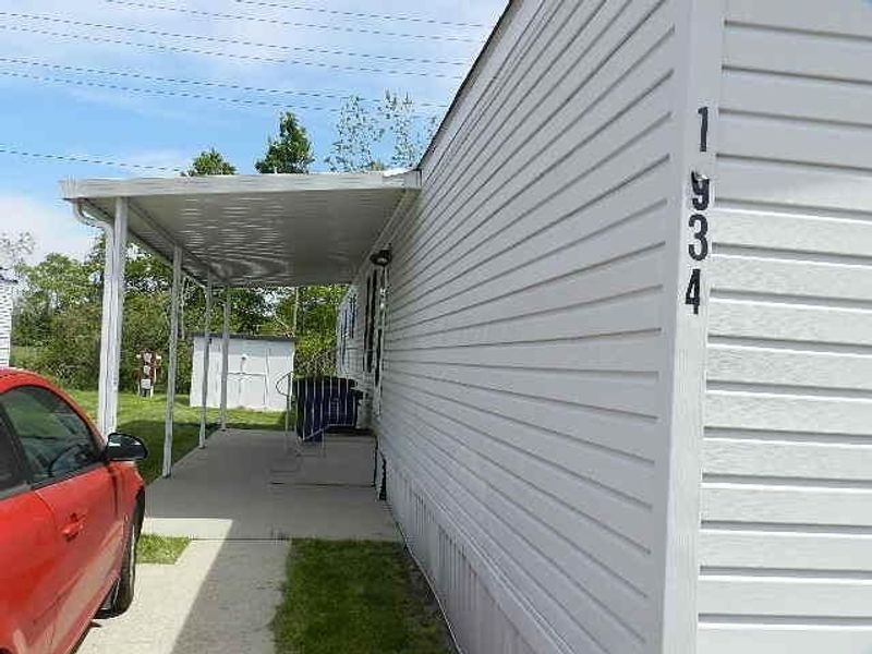1934 Bluffstone Court, Grove City, OH 43123 Photo 3