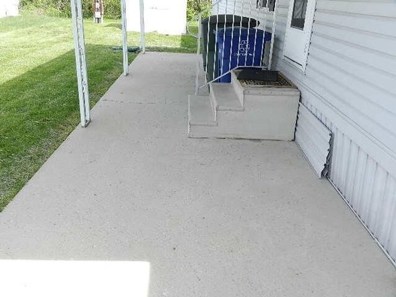 1934 Bluffstone Court, Grove City, OH 43123 Photo 4