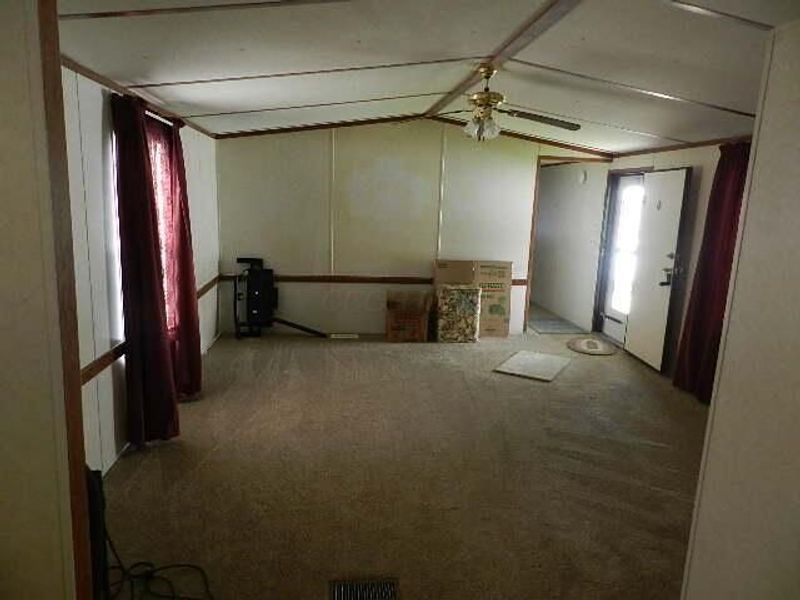 1934 Bluffstone Court, Grove City, OH 43123 Photo 9