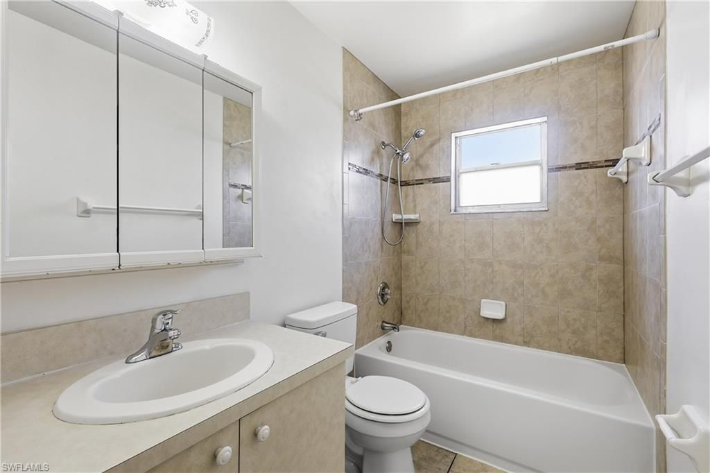 4913 Viceroy St, Cape Coral, FL 33904 Photo