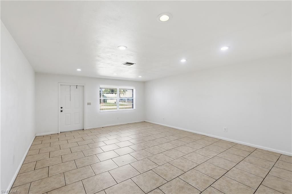 4913 Viceroy St, Cape Coral, FL 33904 Photo