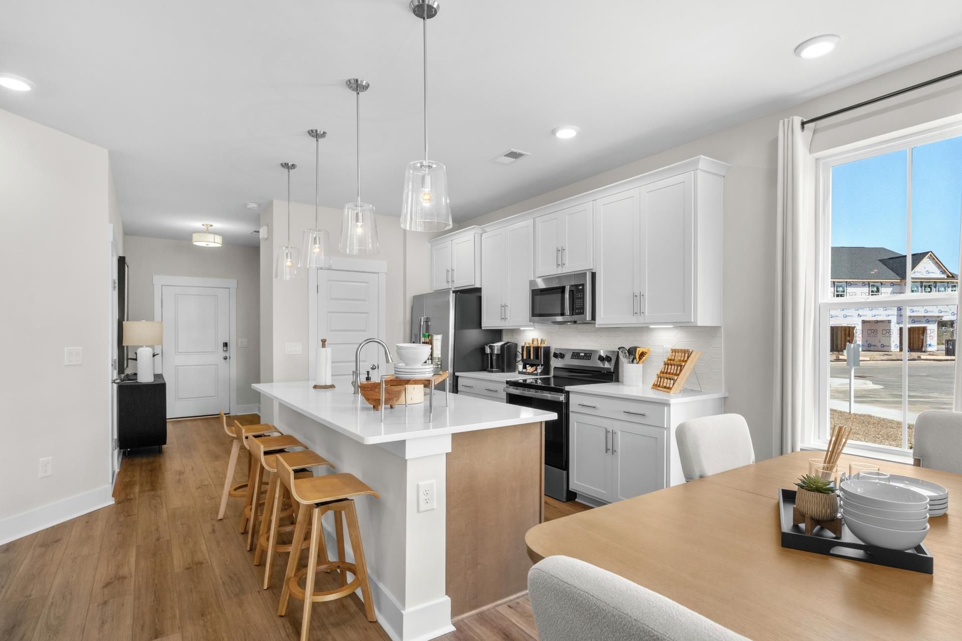 2808 Summer Breeze Ln Photo 4