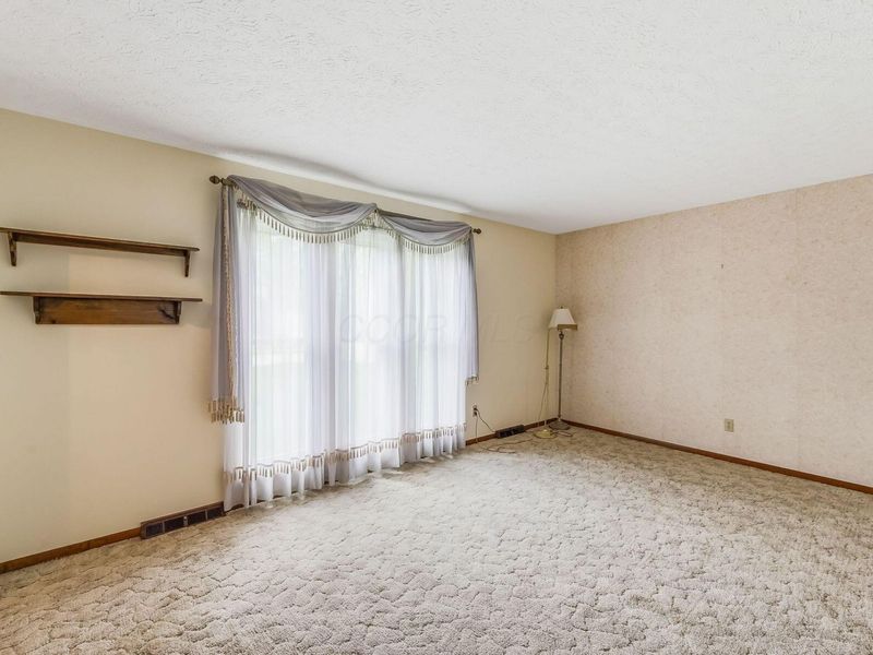 72 Yorkshire Road, Delaware, OH 43015 Photo 11
