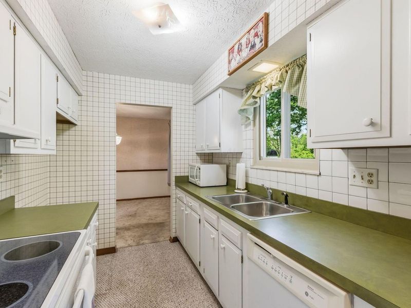 72 Yorkshire Road, Delaware, OH 43015 Photo 16