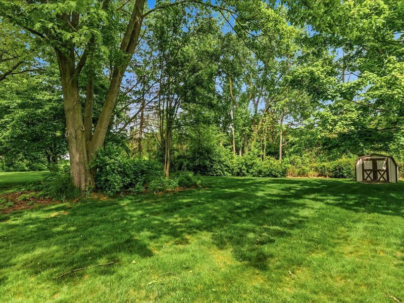 72 Yorkshire Road, Delaware, OH 43015 Photo 4