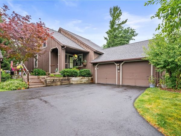 11 Andrews Way , Canandaigua, NY 14424