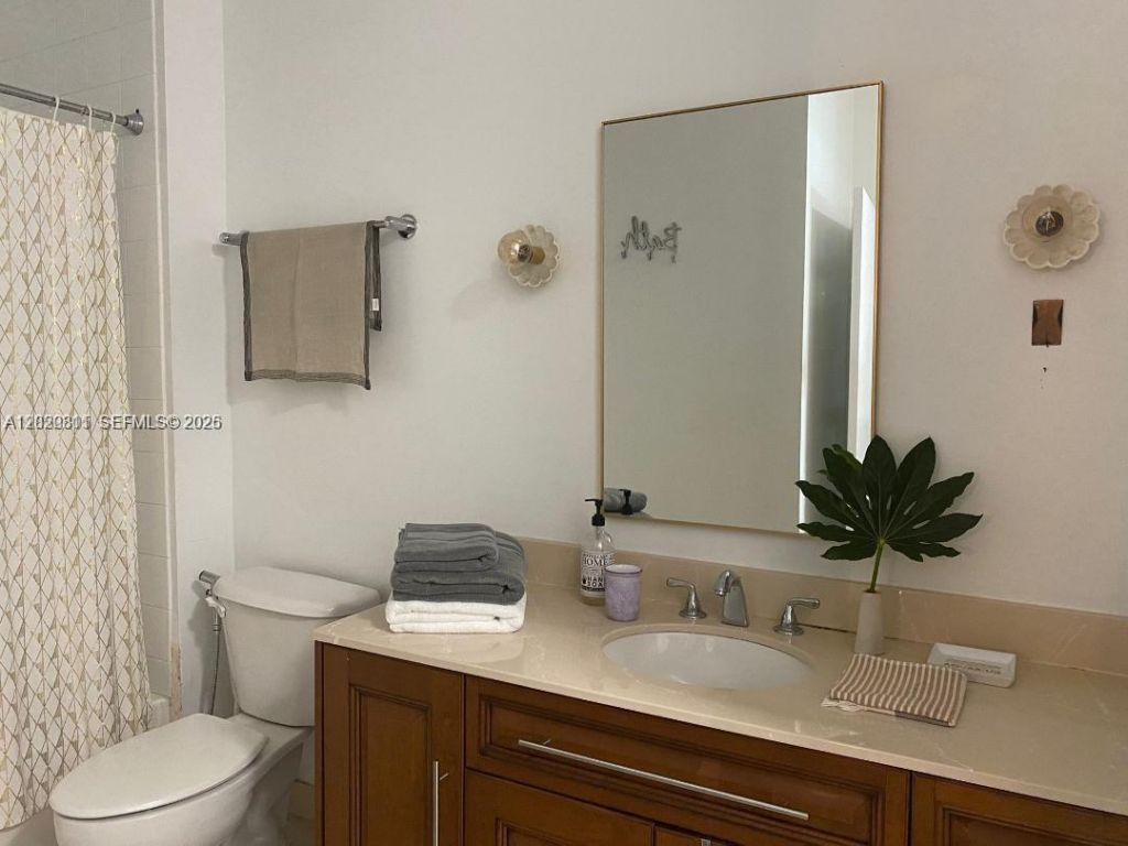 2001 Biscayne Blvd , Unit 2306, Miami, FL 33137 Photo