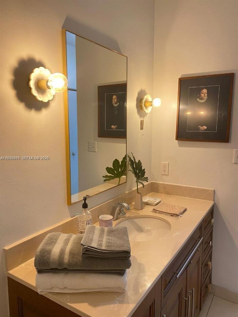 2001 Biscayne Blvd , Unit 2306, Miami, FL 33137 Photo