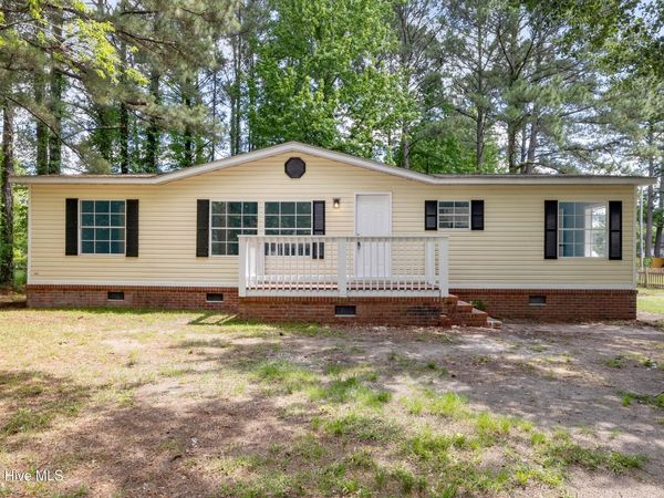 211 Pond Road, Rocky Point, NC 28457