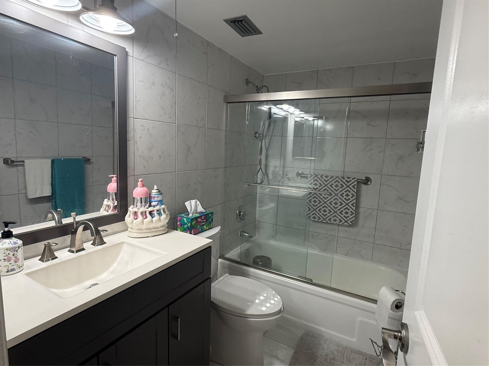 32 Abbey Lane, Unit 207, Delray Beach, FL 33446 Photo