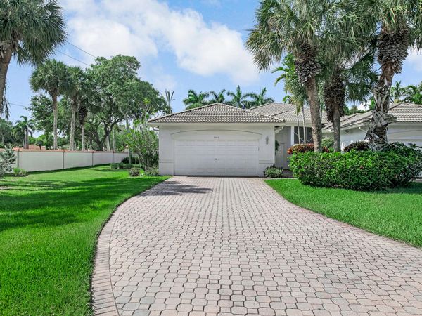 9543 N Crescent View Dr Drive N, Boynton Beach, FL 33437