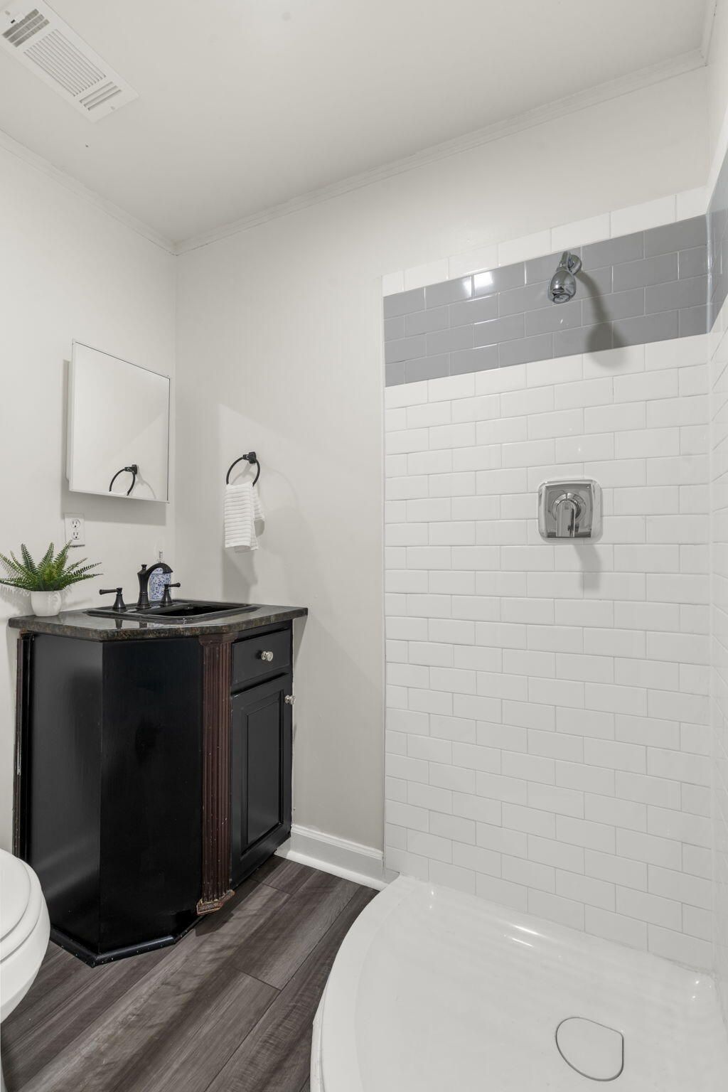 6243 Bevington Road Photo 8