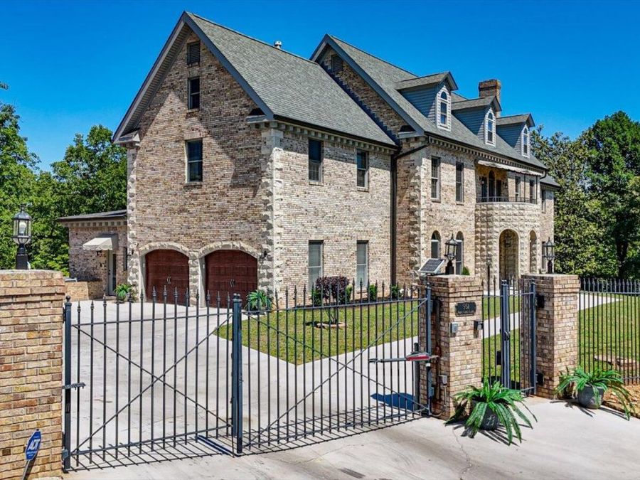 Property Image 9