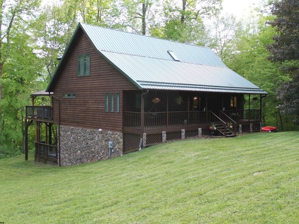 1998 Point Mountain Road, Webster Springs, WV 26288