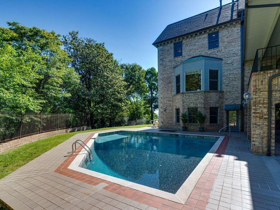 Property Image 94