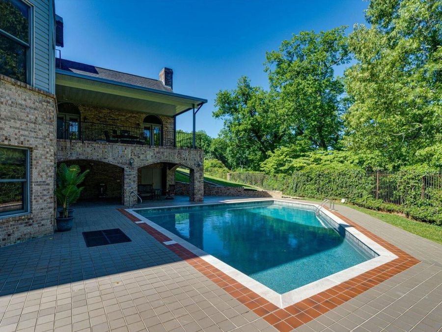 Property Image 95