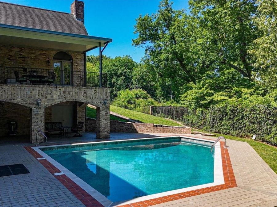 Property Image 97