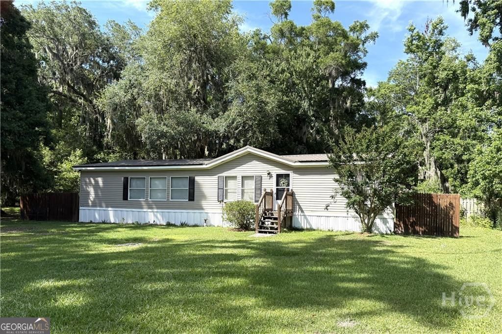 117 Jill Trace, Brunswick, GA 31525 Main Photo
