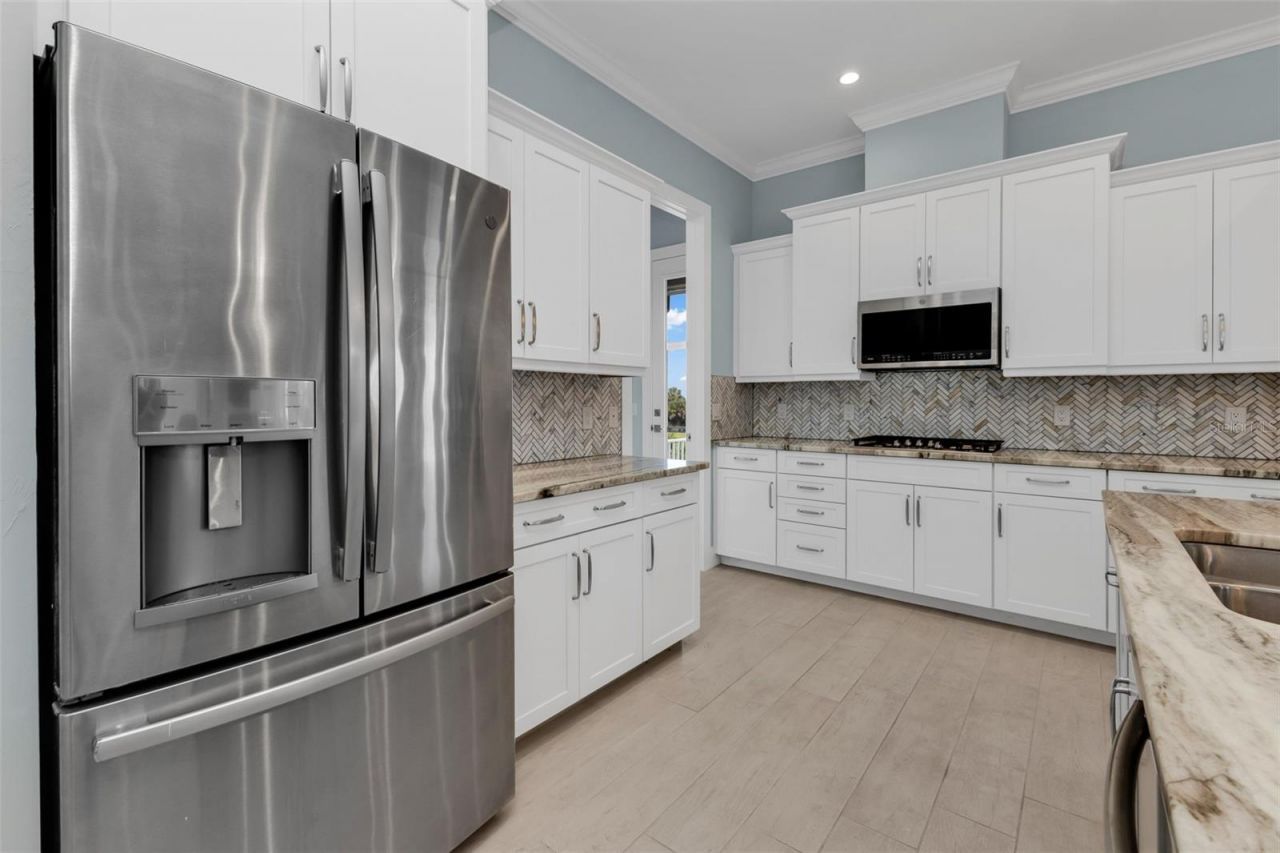 24216 Yacht Club Boulevard, Punta Gorda, FL 33955 Photo