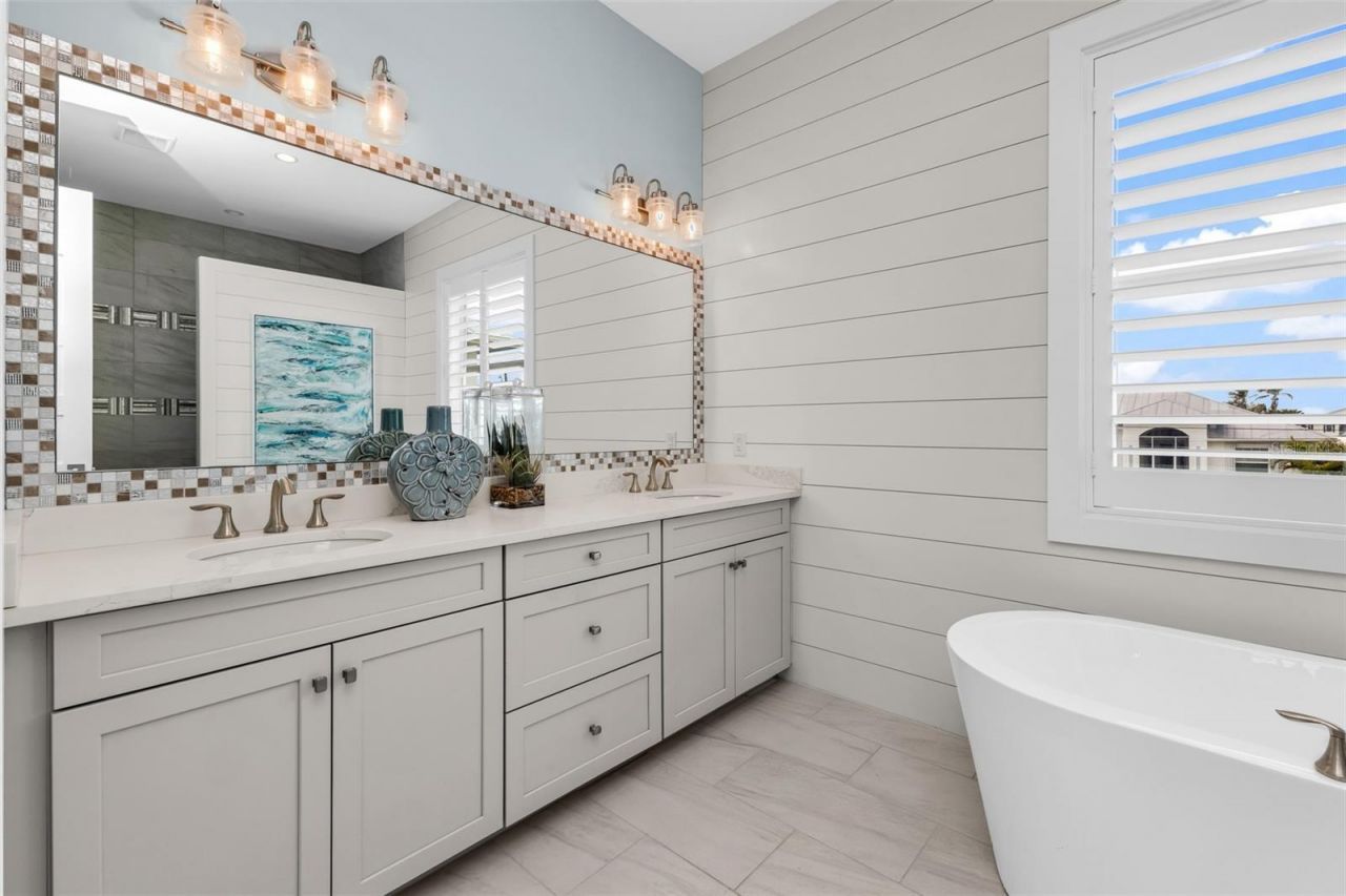 24216 Yacht Club Boulevard, Punta Gorda, FL 33955 Photo