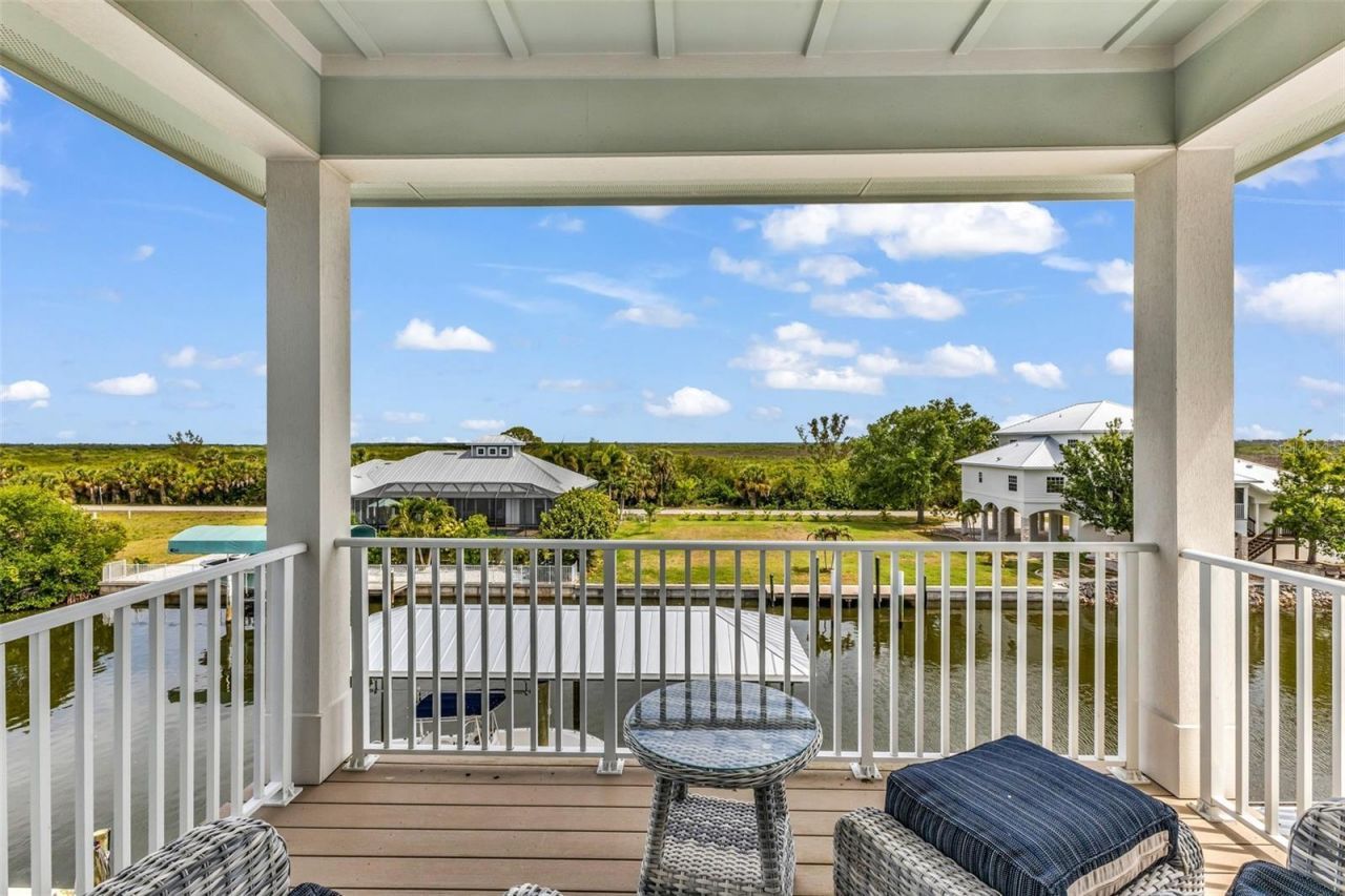 24216 Yacht Club Boulevard, Punta Gorda, FL 33955 Photo
