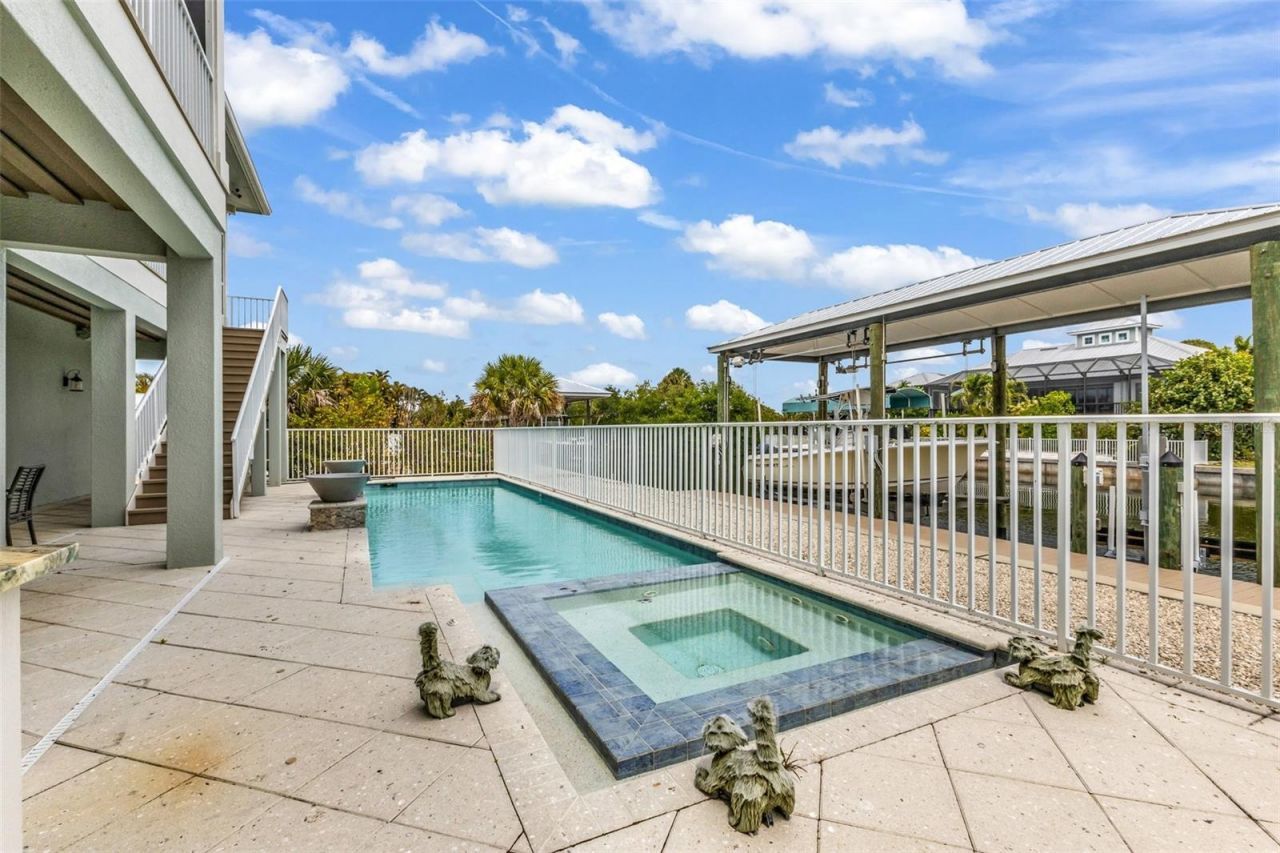 24216 Yacht Club Boulevard, Punta Gorda, FL 33955 Photo