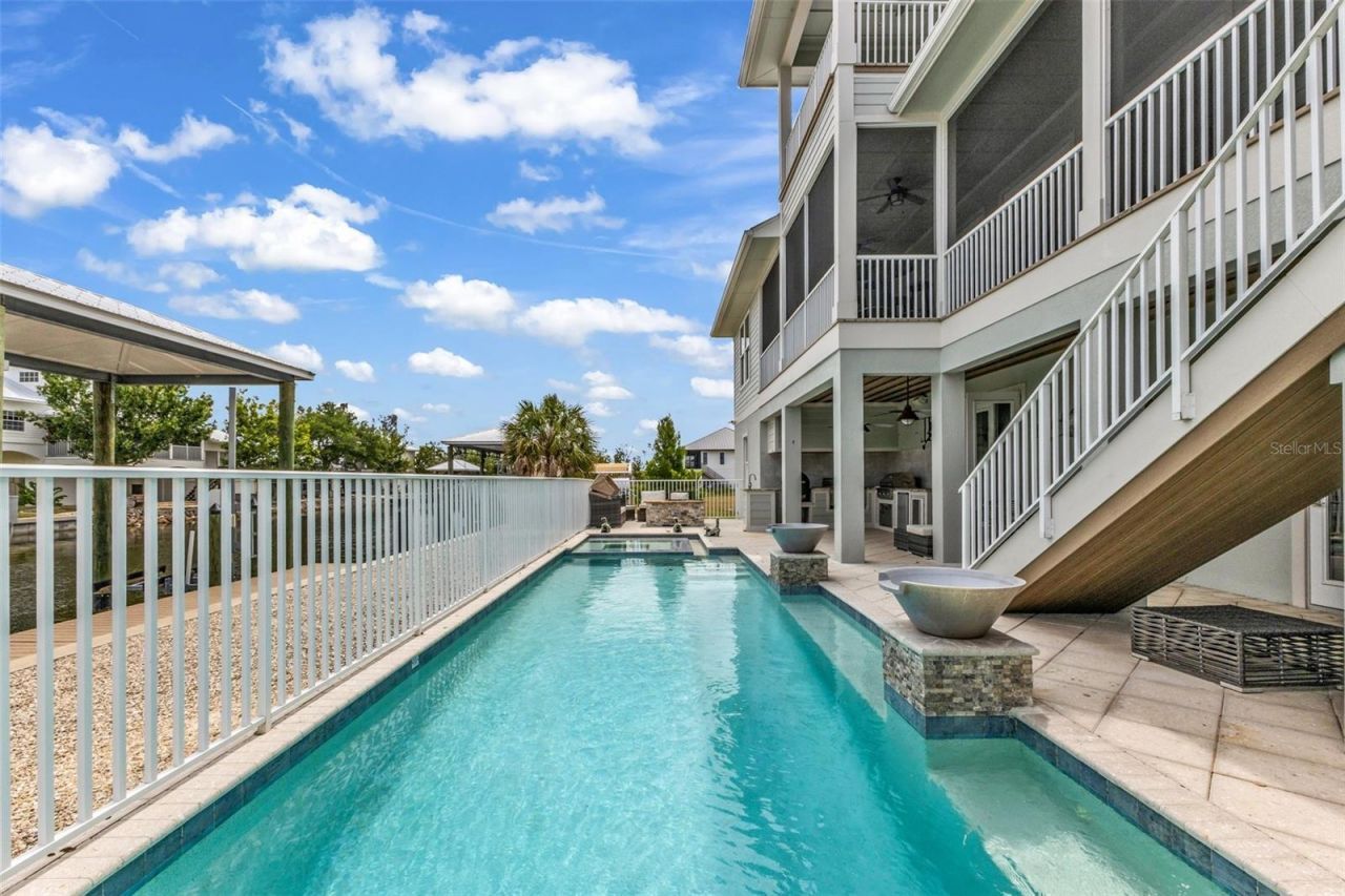 24216 Yacht Club Boulevard, Punta Gorda, FL 33955 Photo
