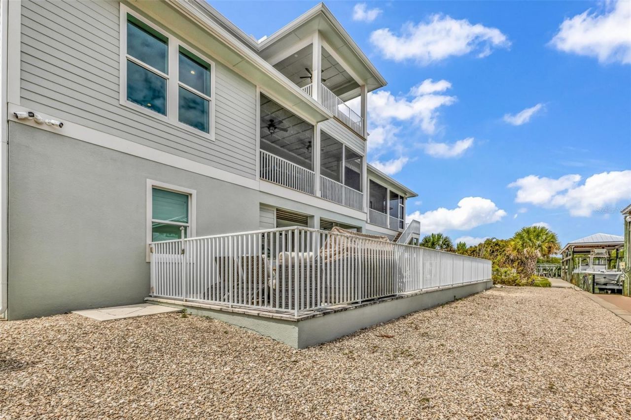 24216 Yacht Club Boulevard, Punta Gorda, FL 33955 Photo