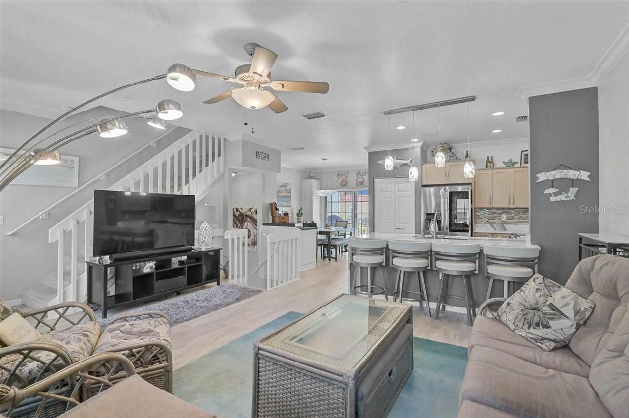 1423 Gulf Drive N, Bradenton Beach, FL 34217 Photo
