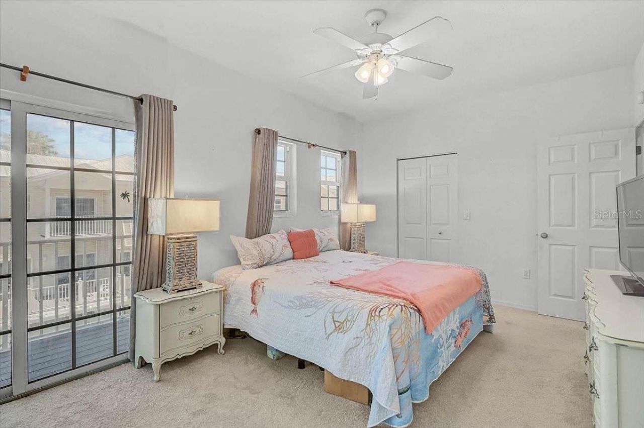 1423 Gulf Drive N, Bradenton Beach, FL 34217 Photo