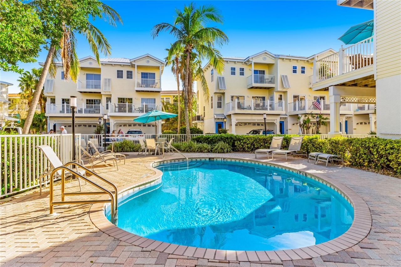 1423 Gulf Drive N, Bradenton Beach, FL 34217 Photo