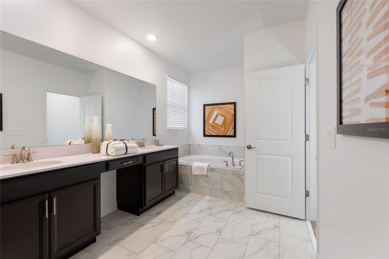 9199 Sommerset Hills Drive , Davenport, FL 33896 Photo