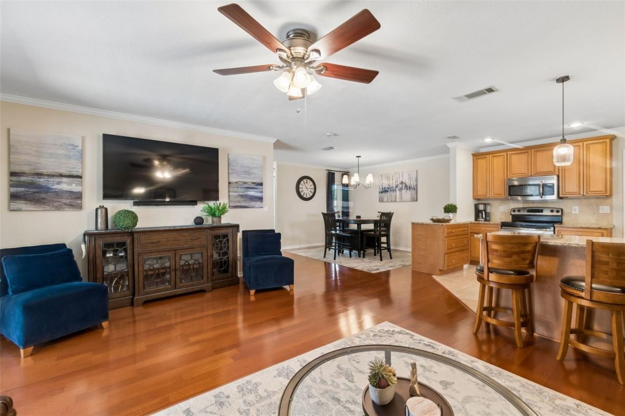 1005 Highgrove Court , Valrico, FL 33596 Photo
