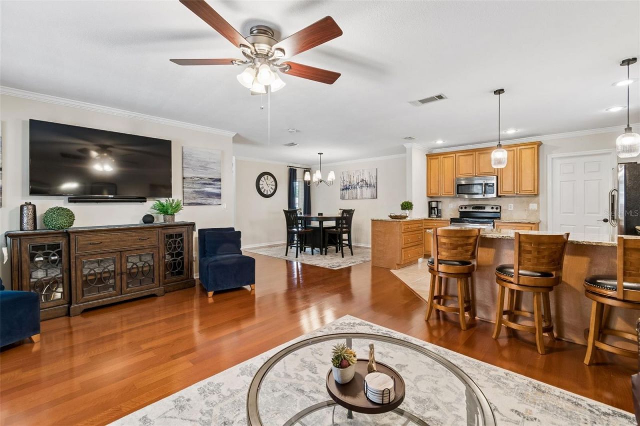 1005 Highgrove Court , Valrico, FL 33596 Photo