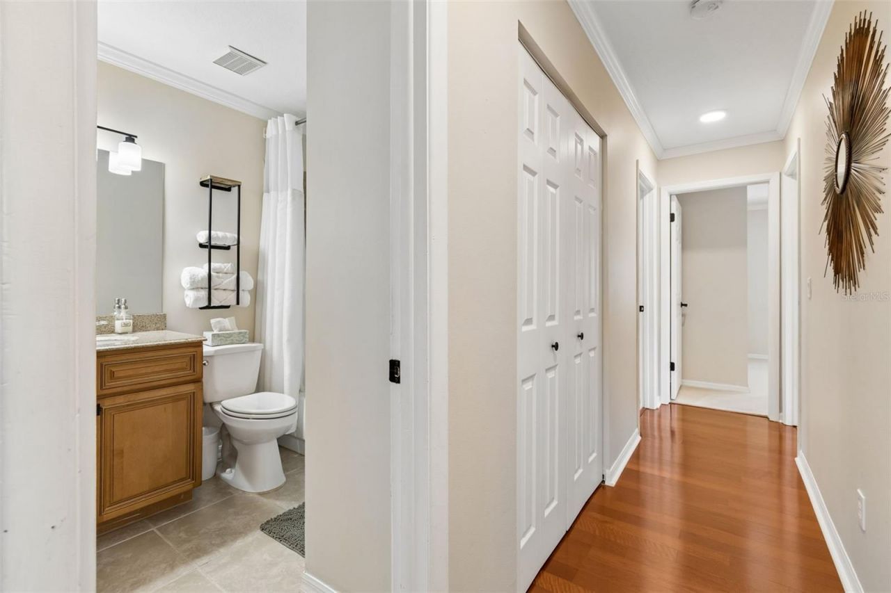1005 Highgrove Court , Valrico, FL 33596 Photo