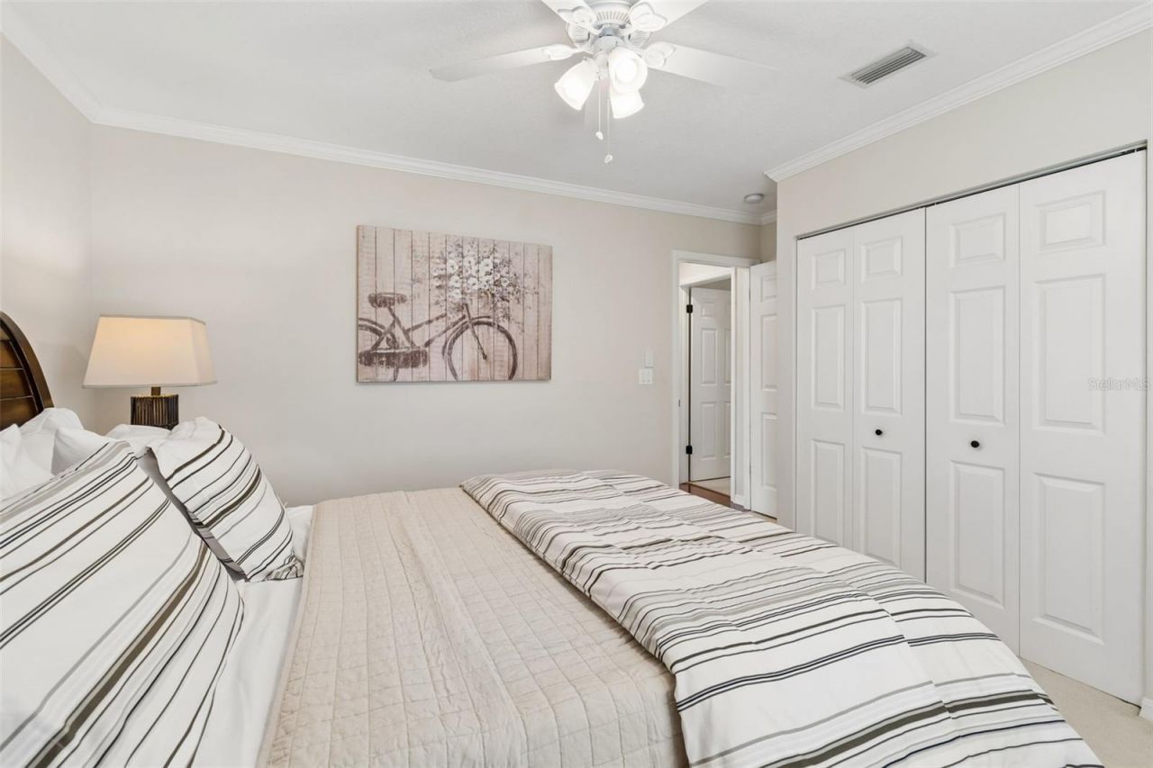1005 Highgrove Court , Valrico, FL 33596 Photo