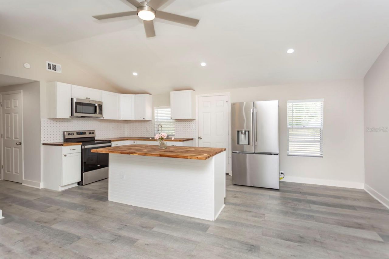 21776 NW 57th Avenue , Micanopy, FL 32667 Photo