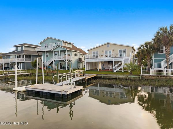 54 Fairmont Street , Ocean Isle Beach, NC 28469