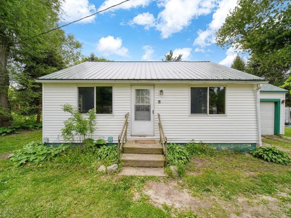17059 South , Hudson, MI 49247