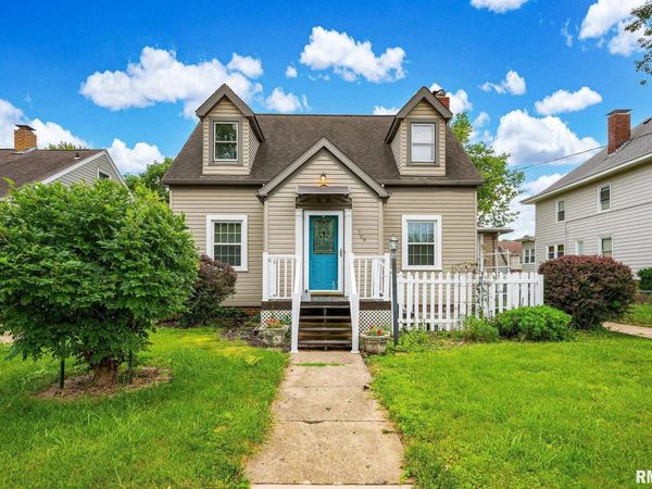 706 E MAYWOOD Avenue, Peoria, IL 61603