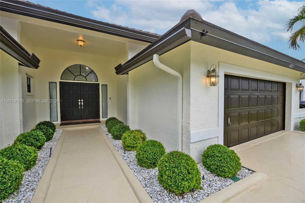 6021 NW 61st St , Parkland, FL 33067 Photo