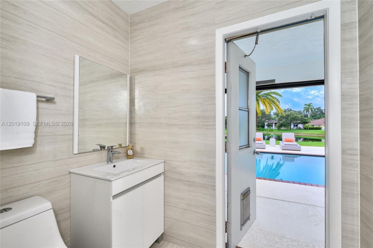 6021 NW 61st St , Parkland, FL 33067 Photo