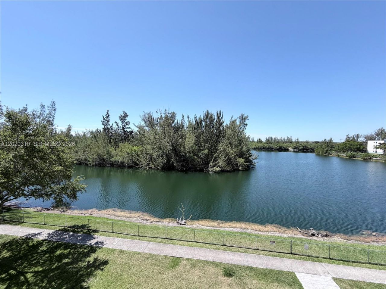8240 SW 210th St , Unit 302, Cutler Bay, FL 33189 Photo