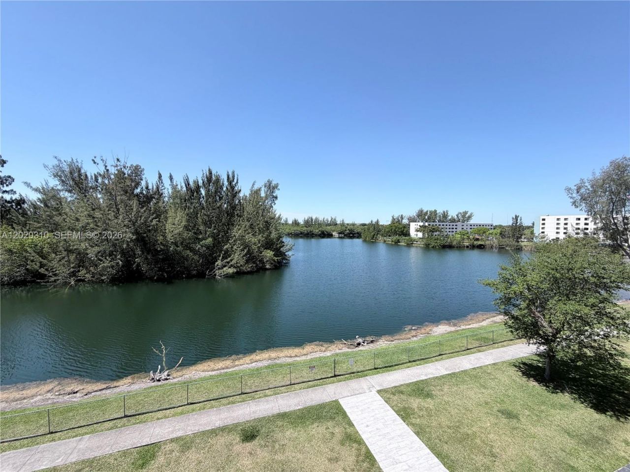 8240 SW 210th St , Unit 302, Cutler Bay, FL 33189 Photo