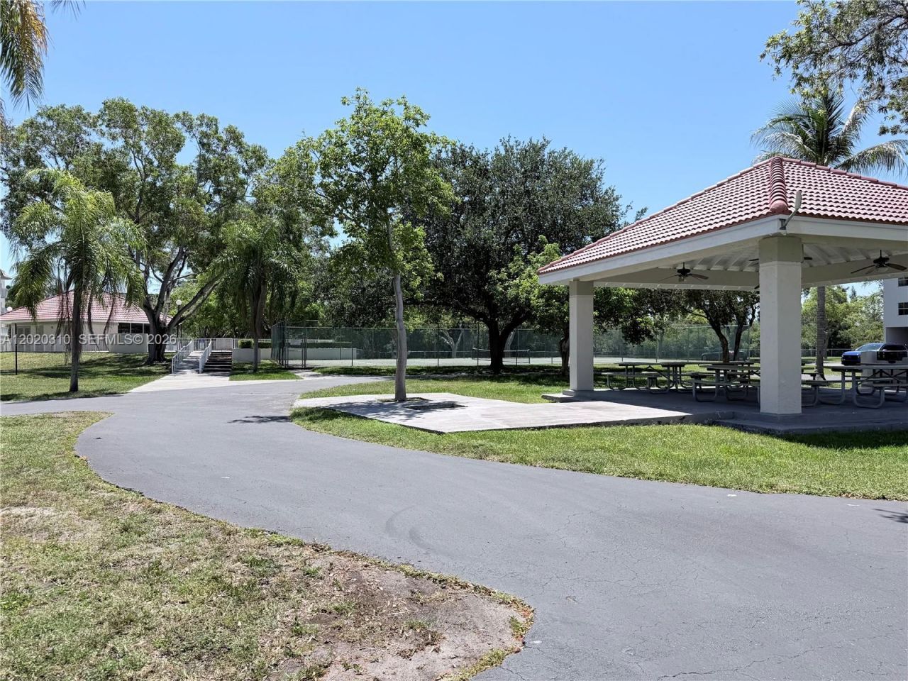 8240 SW 210th St , Unit 302, Cutler Bay, FL 33189 Photo