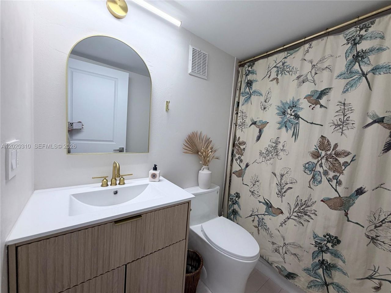 8240 SW 210th St , Unit 302, Cutler Bay, FL 33189 Photo