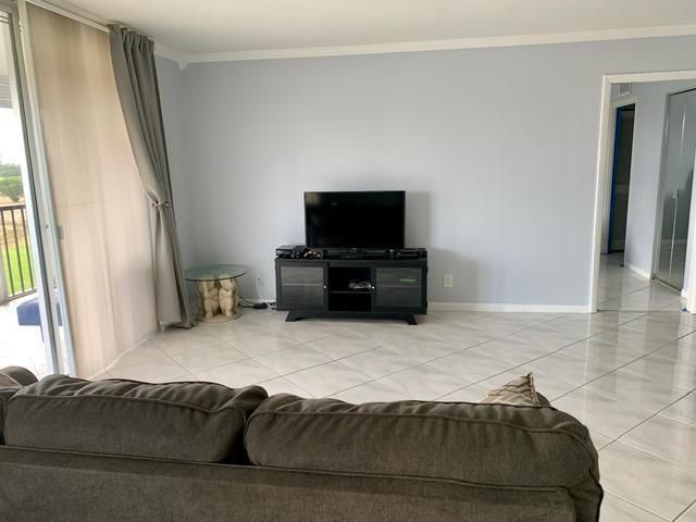 6400 NW 2nd Avenue, Unit 417, Boca Raton, FL 33487 Photo