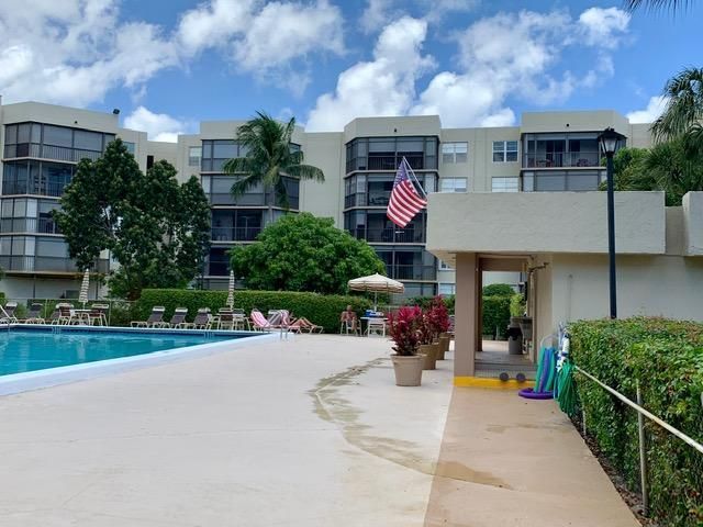 6400 NW 2nd Avenue, Unit 417, Boca Raton, FL 33487 Photo
