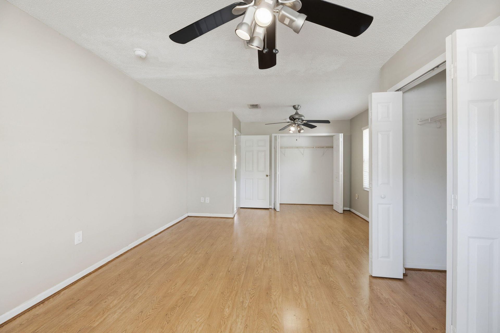 345 W Cypress Cove Circle, Davie, FL 33325 Photo